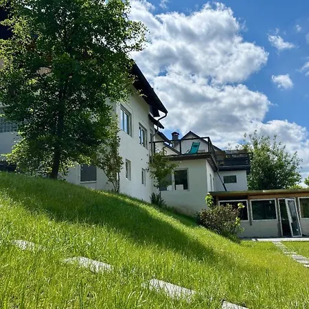 Happy Place Mit Sauna, Garten Und Viel Platz Fuer Familien